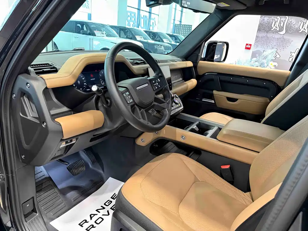 Land Rover Defender — миниатюра 7