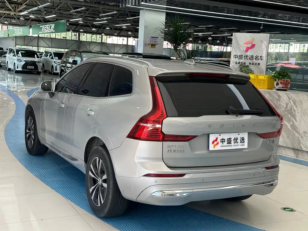 Volvo XC60 — миниатюра 10