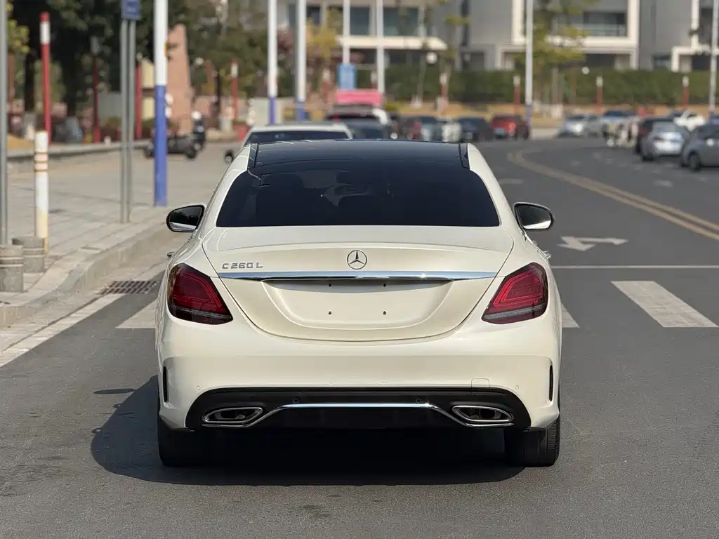 MERCEDES-BENZ C CLASS