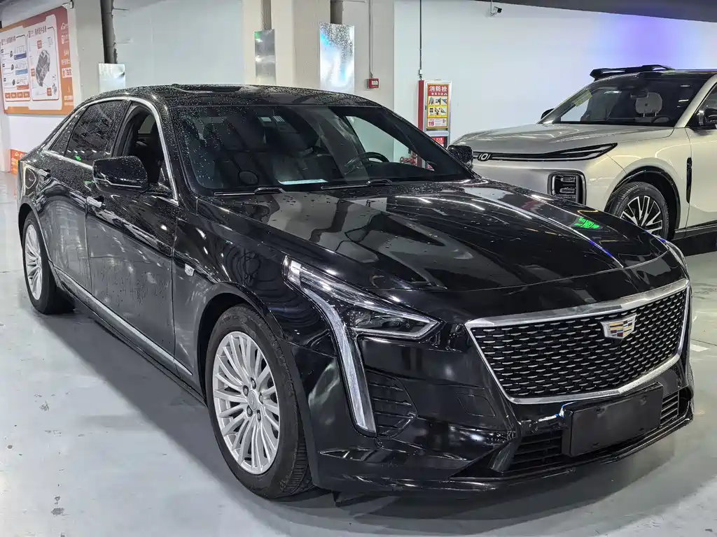 CADILLAC CT6