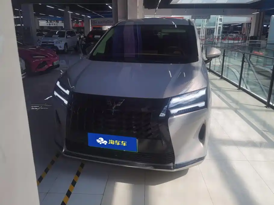 Wuling Звездный свет 730 Новая энергия — миниатюра 2