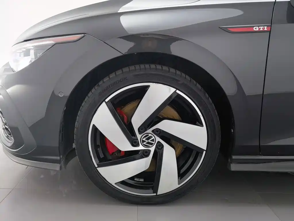 Volkswagen Golf GTI — миниатюра 17