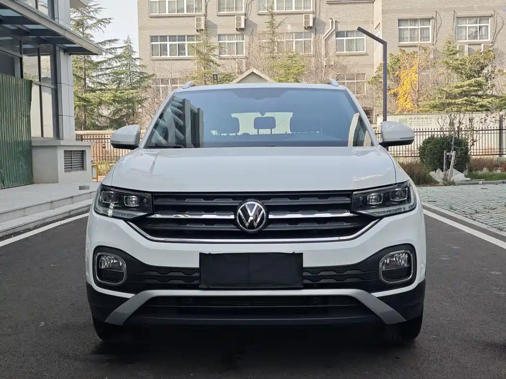 VOLKSWAGEN EXPLORING THE SHADOW