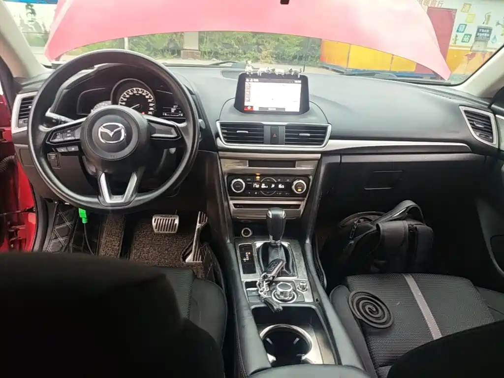 Mazda 3 Axela — миниатюра 10