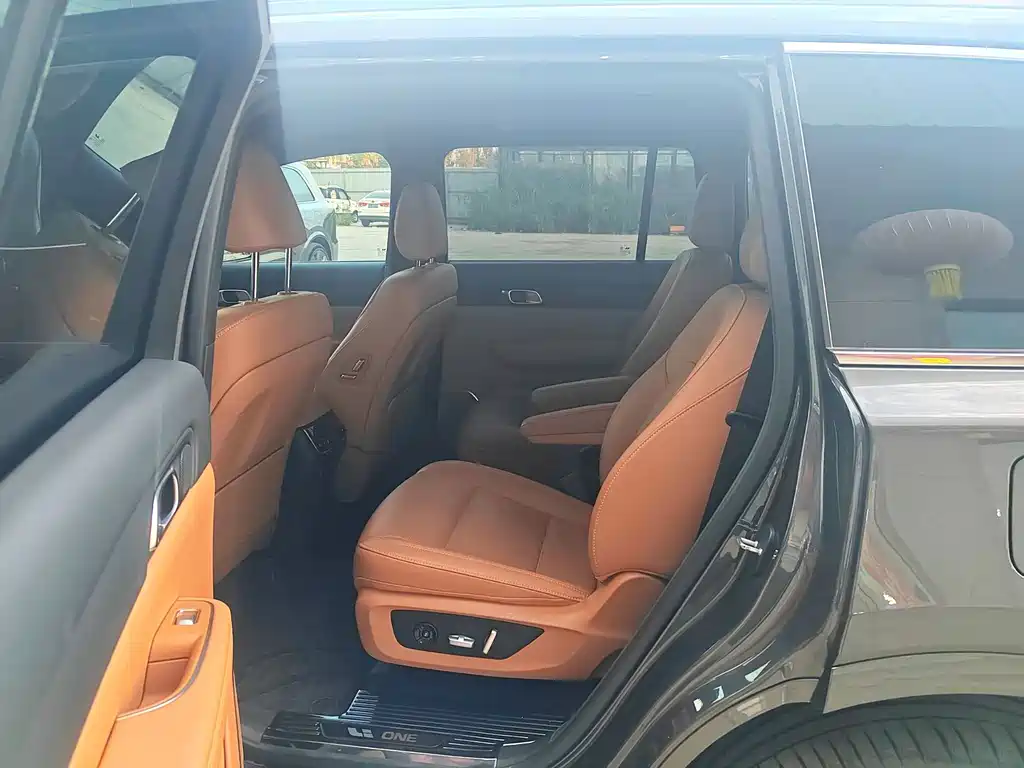 Li Auto Li ONE — миниатюра 7