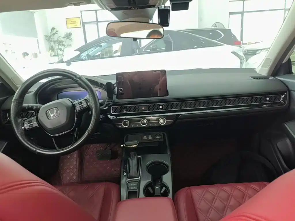 Honda Civic — миниатюра 10
