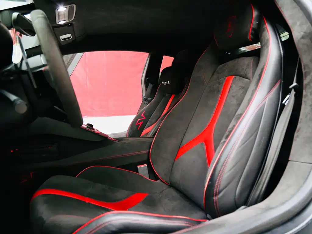 Lamborghini Aventador 2013 LP 700-4