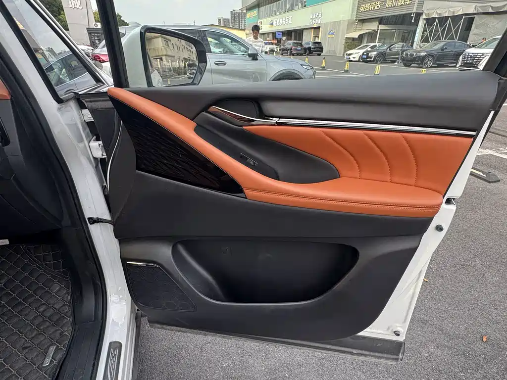 GAC Motor Trumpchi E9 — миниатюра 21