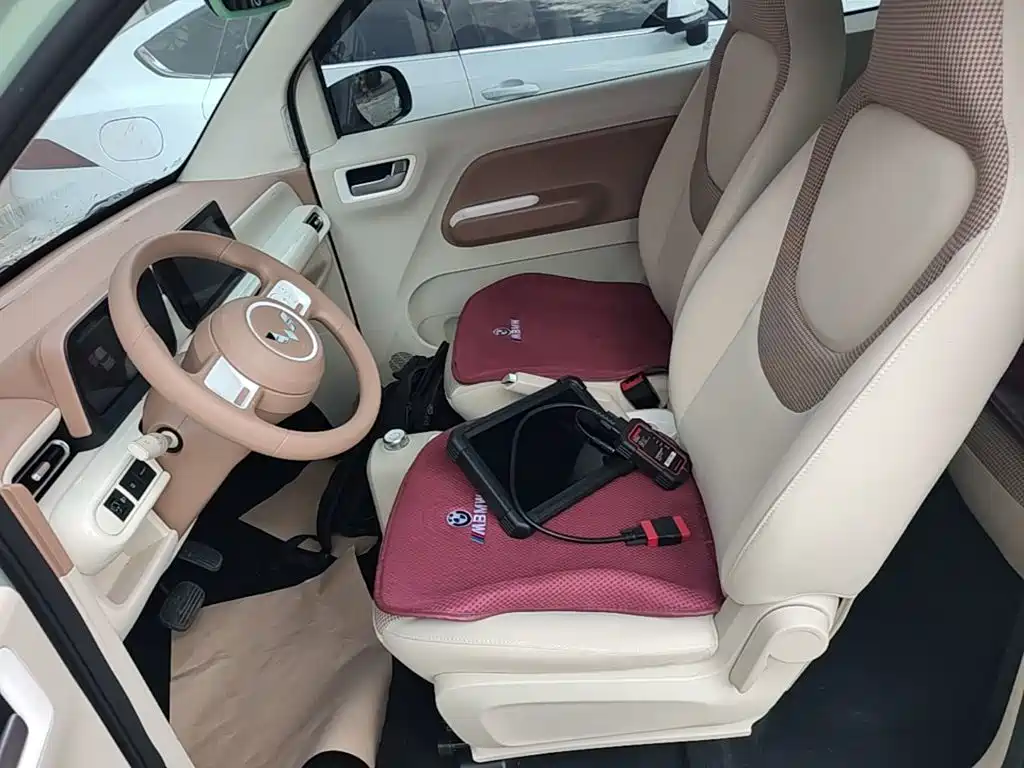 Wuling MINIEV — миниатюра 15