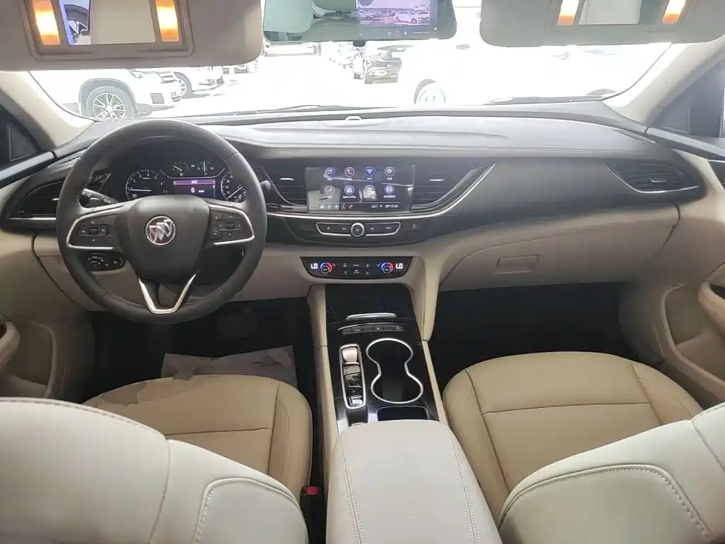 Buick Regal — миниатюра 10