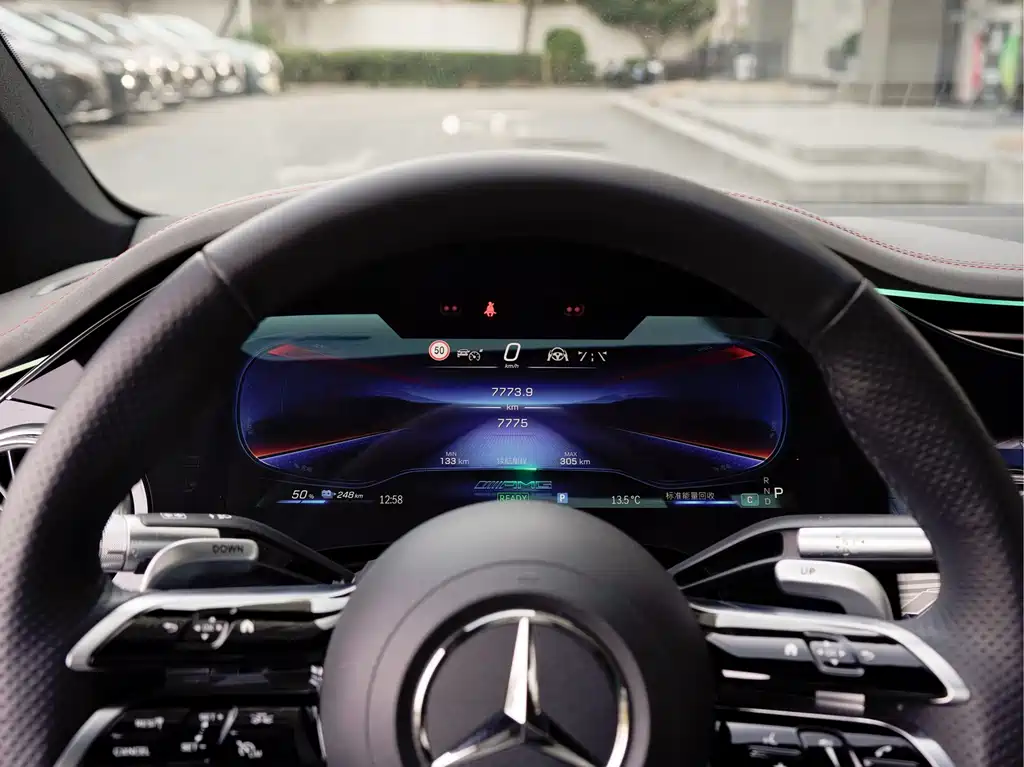 MERCEDES-BENZ EQS AMG