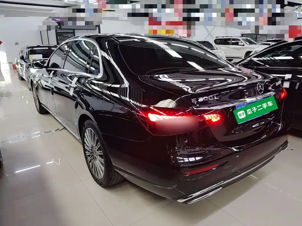 Mercedes-Benz E-Class — миниатюра 5