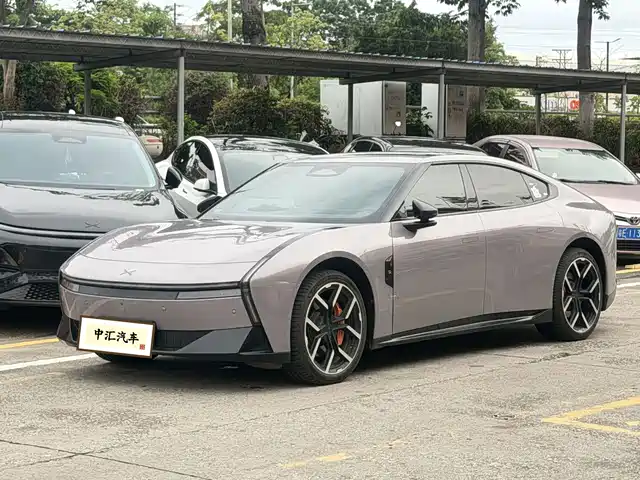 2025 Xpeng P7