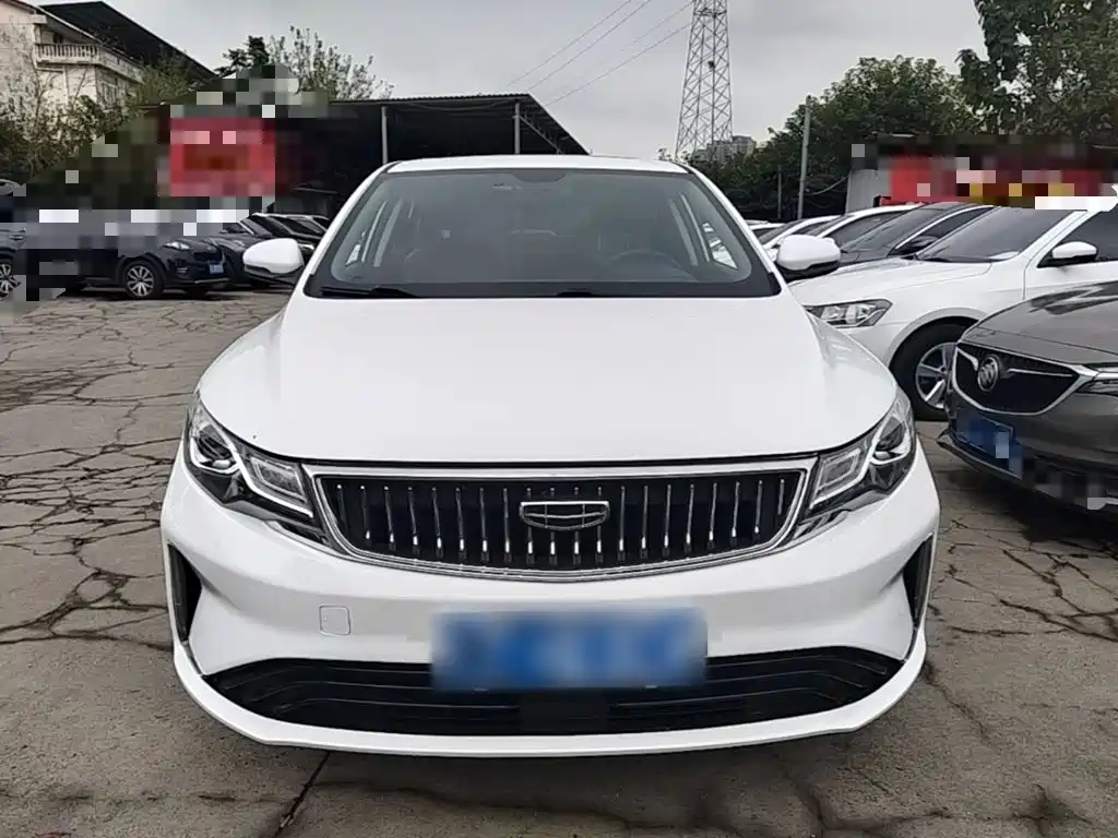 Geely Emgrand GL — миниатюра 3