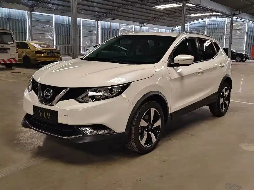 Купить Nissan Qashqai