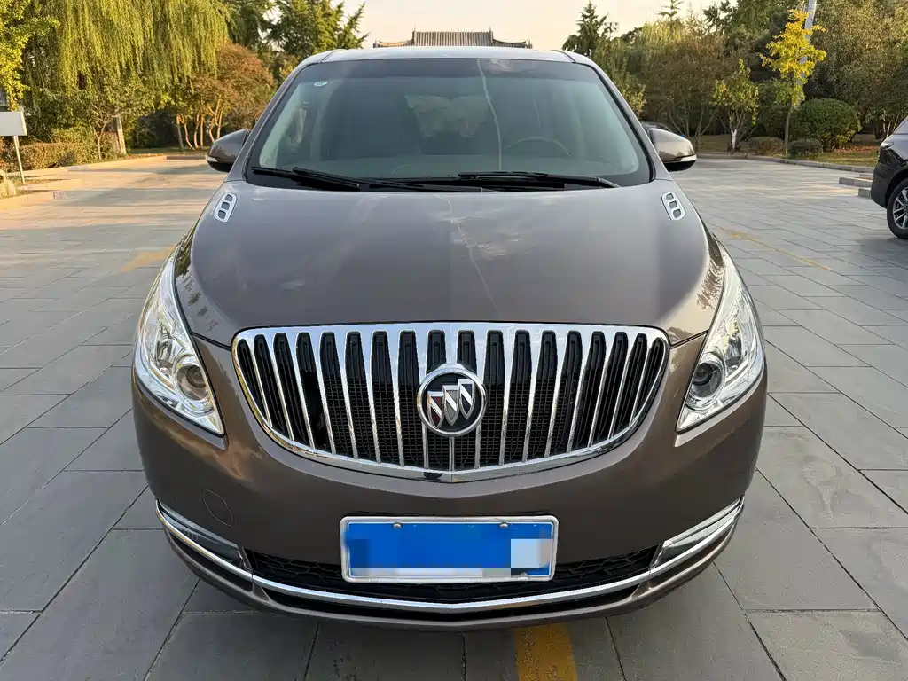 Buick GL8 — миниатюра 7