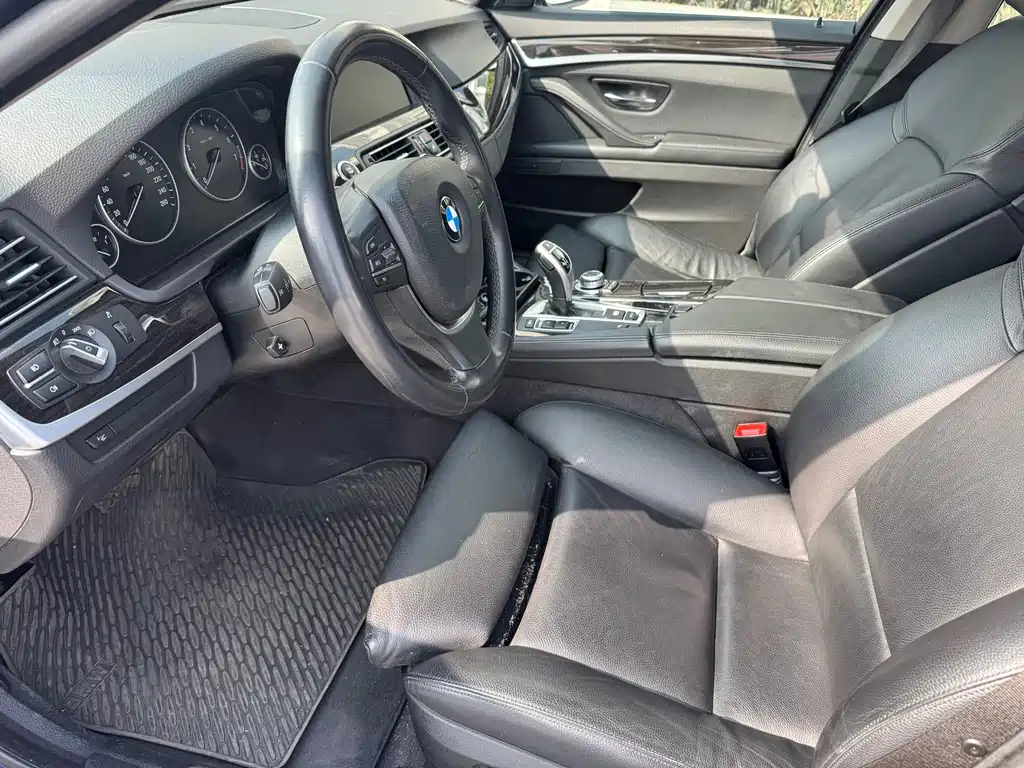 BMW 5 Series 5 2011 535i Luxury Sport