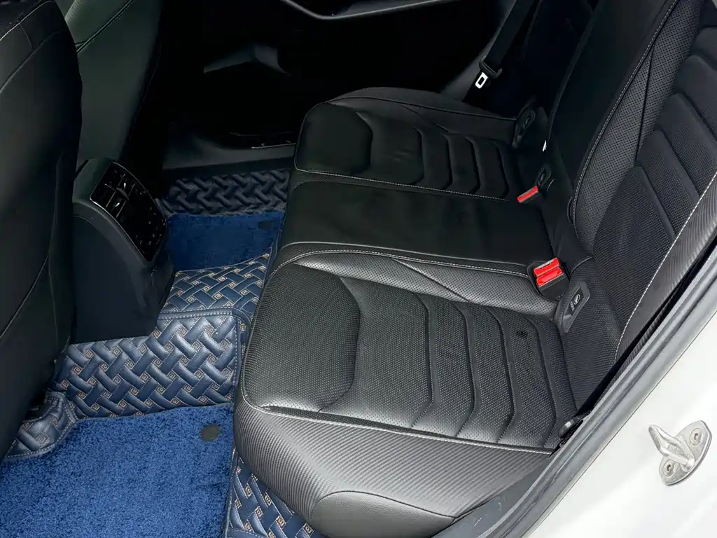 Volkswagen CC — миниатюра 5