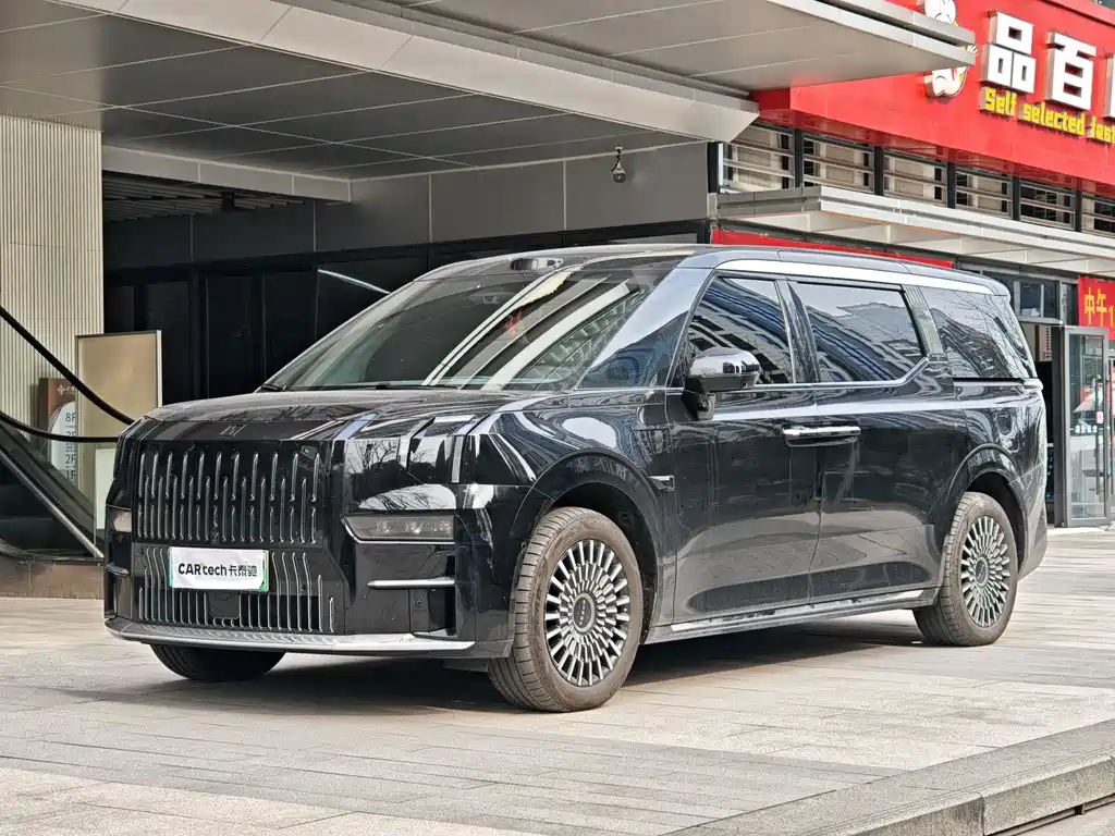 Zeekr 009 2024 мест 108kWh