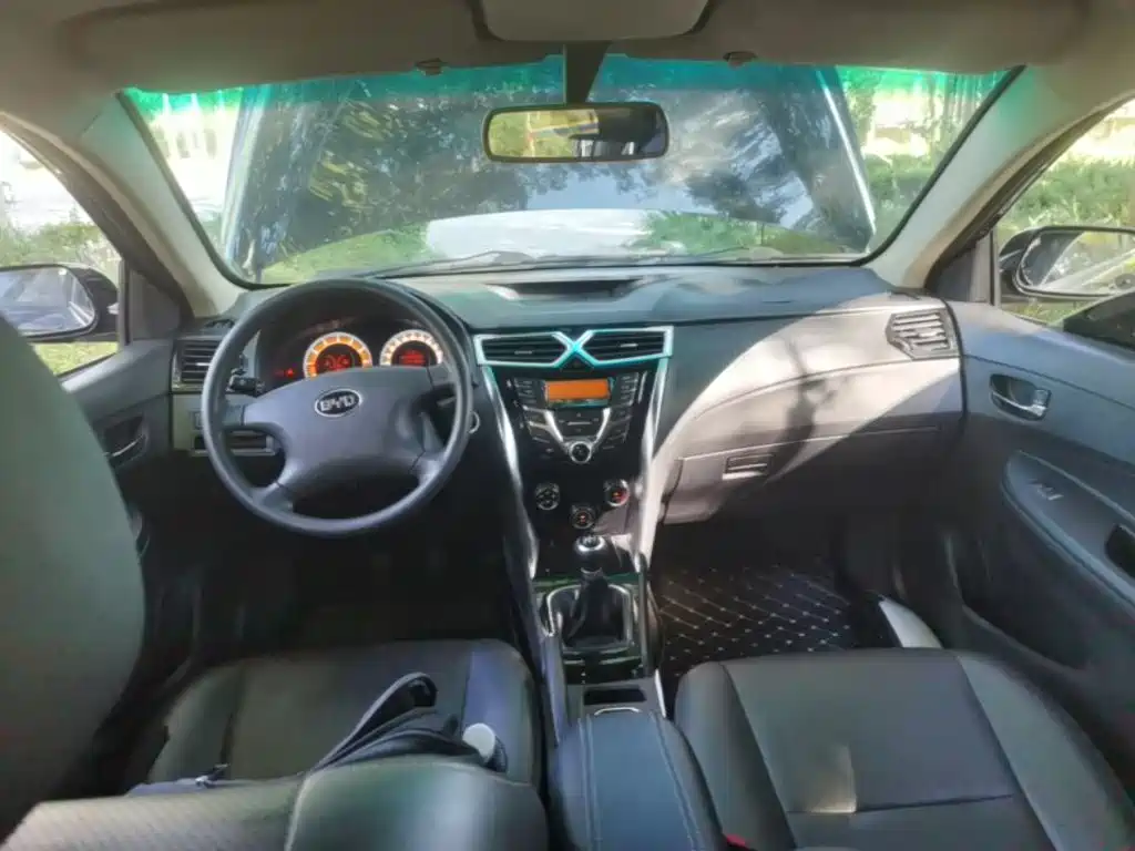 BYD F3 — миниатюра 10
