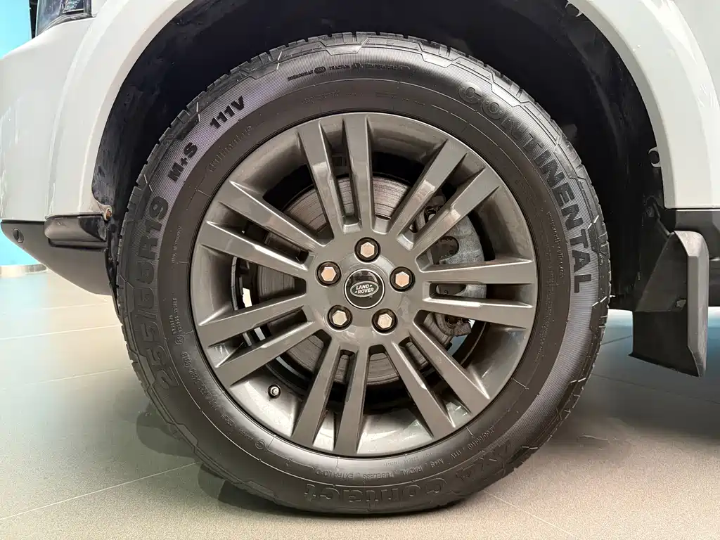 Land Rover Discovery — миниатюра 6