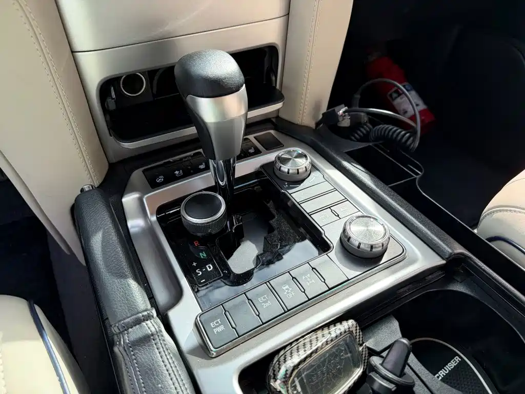 Toyota Land Cruiser — миниатюра 9