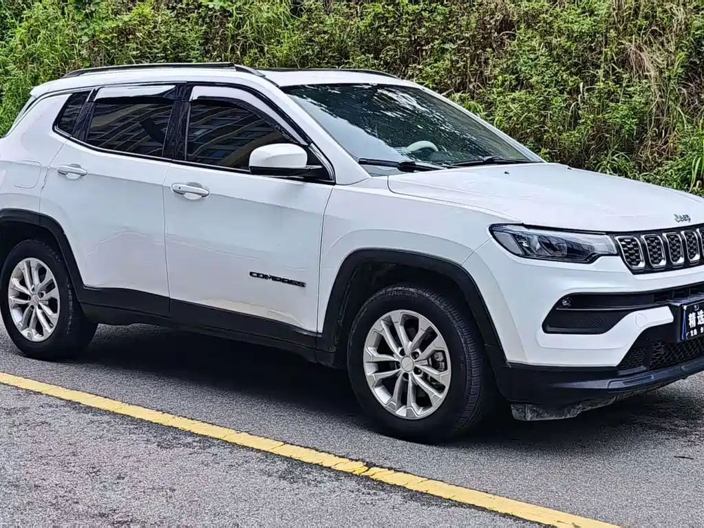 Jeep Compass — миниатюра 3