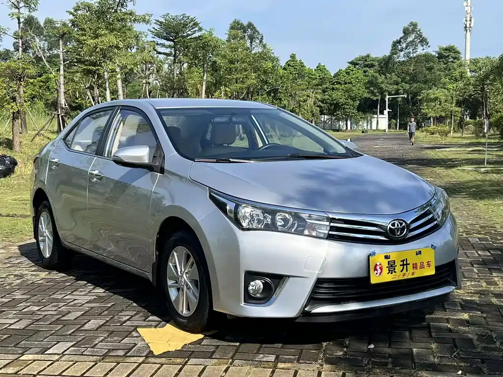 TOYOTA COROLLA