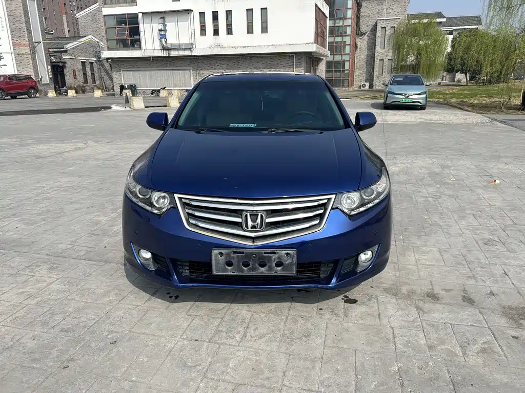 Honda Spirior 2.4L Premium Edition, фото 2