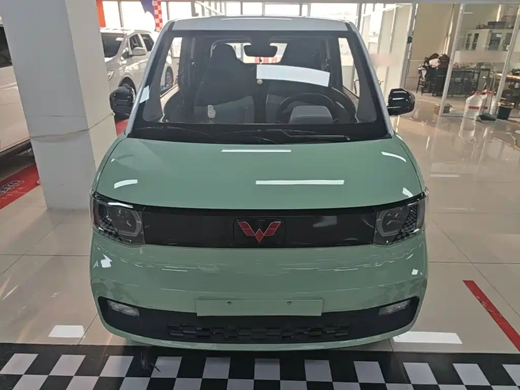 Wuling MINIEV — миниатюра 3