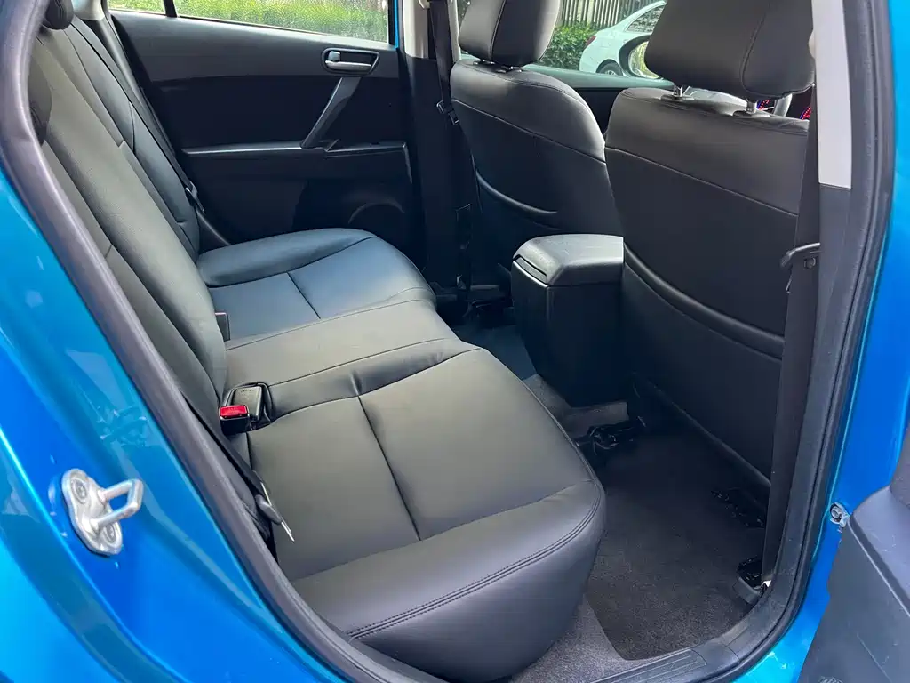 Mazda 3 Xingcheng — миниатюра 13