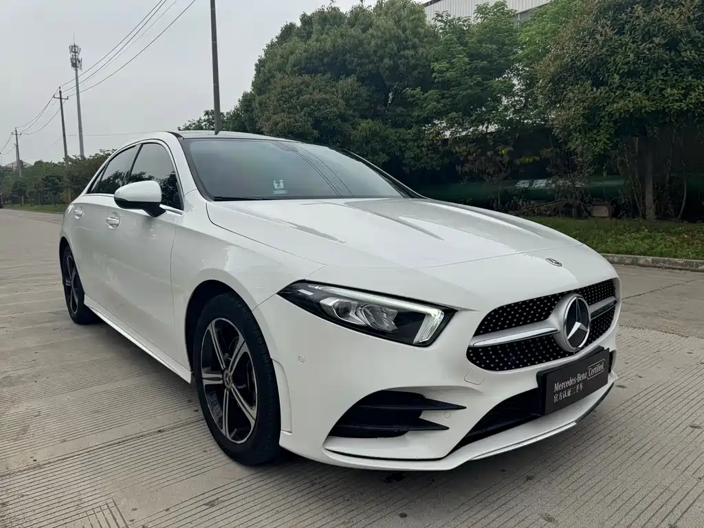 Mercedes-Benz A-Class A 2022 A 200 L Sport Fashion
