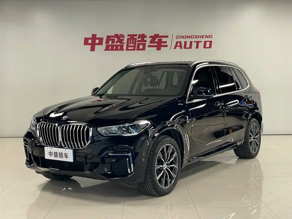 BMW X5 2022 xDrive 30Li Premium M Sport