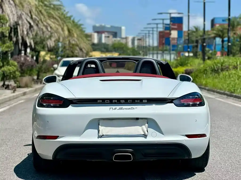Porsche 718 2018 Boxster 2.0T