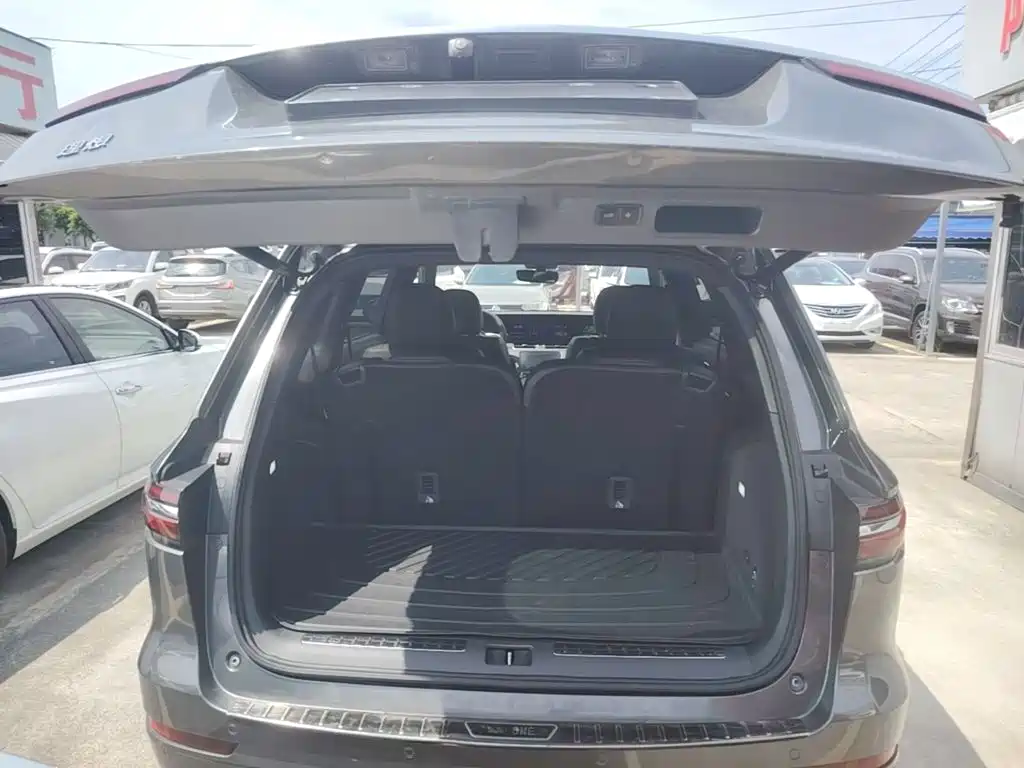 Li Auto Li ONE — миниатюра 19