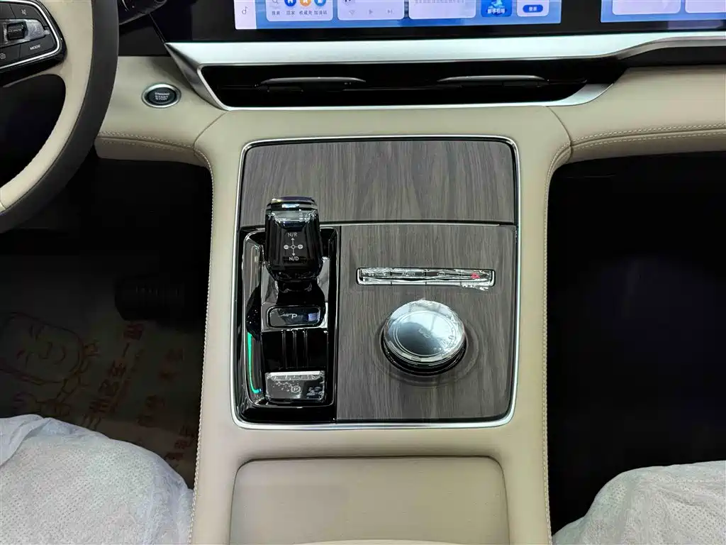 Geely Monjaro L 2025 2.0TD AT