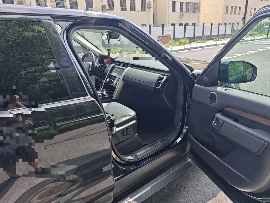Land Rover Discovery — миниатюра 19