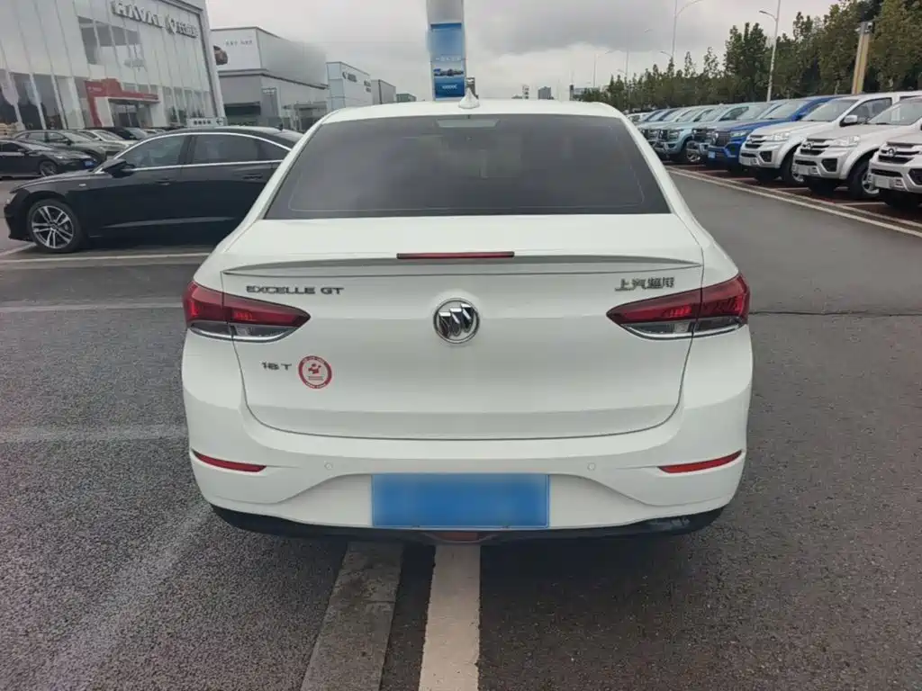 Buick Excelle — миниатюра 6
