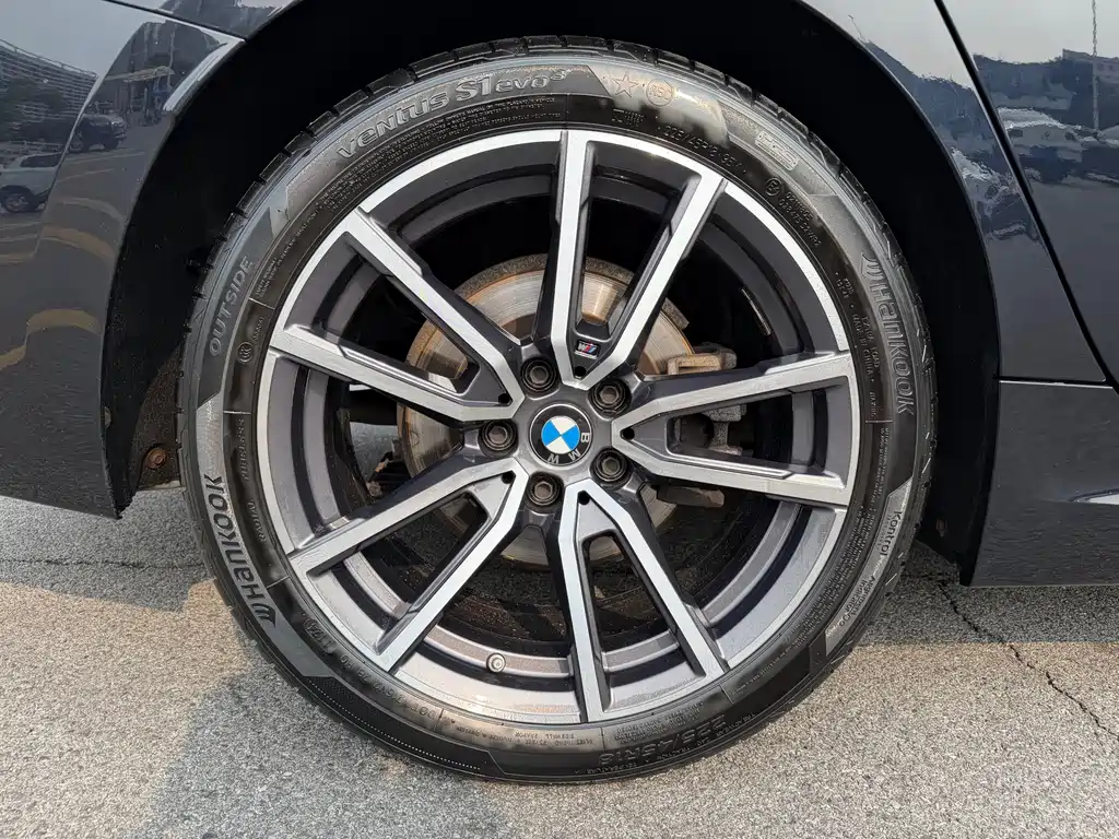 BMW 3 Series — миниатюра 23