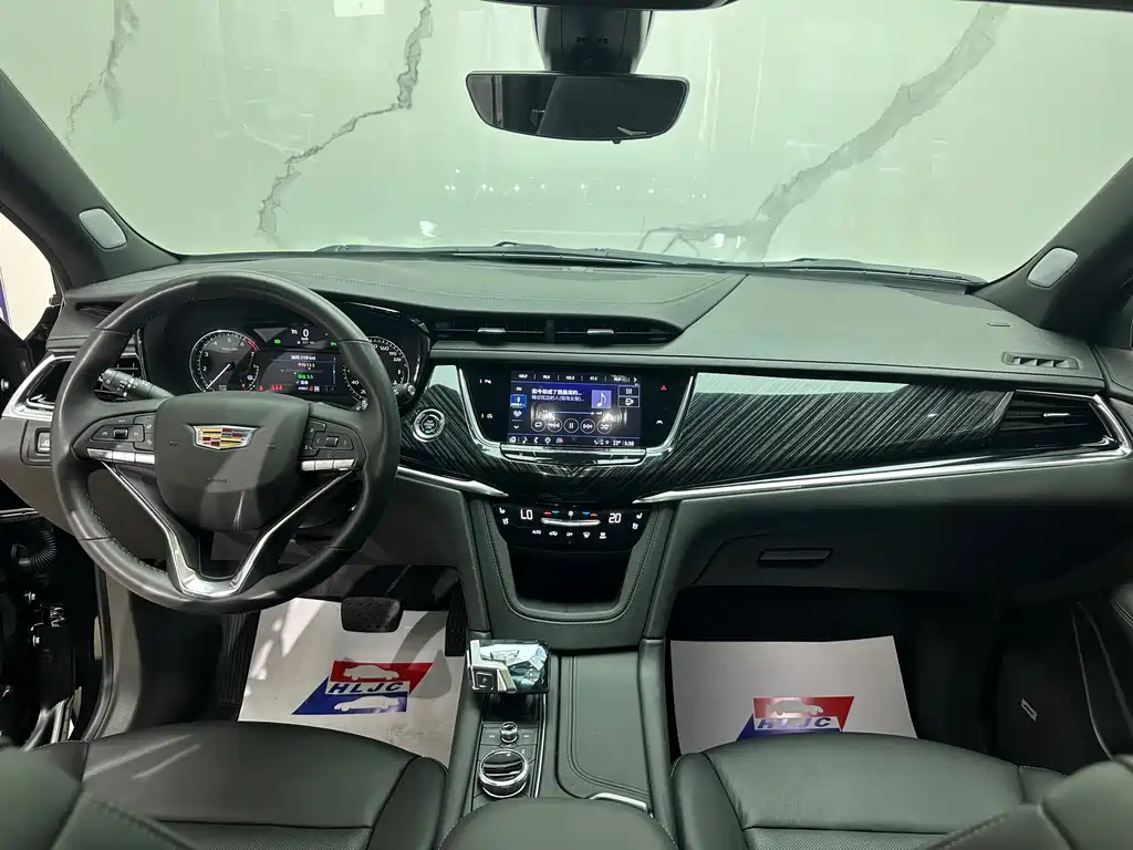 Cadillac XT6 — миниатюра 11