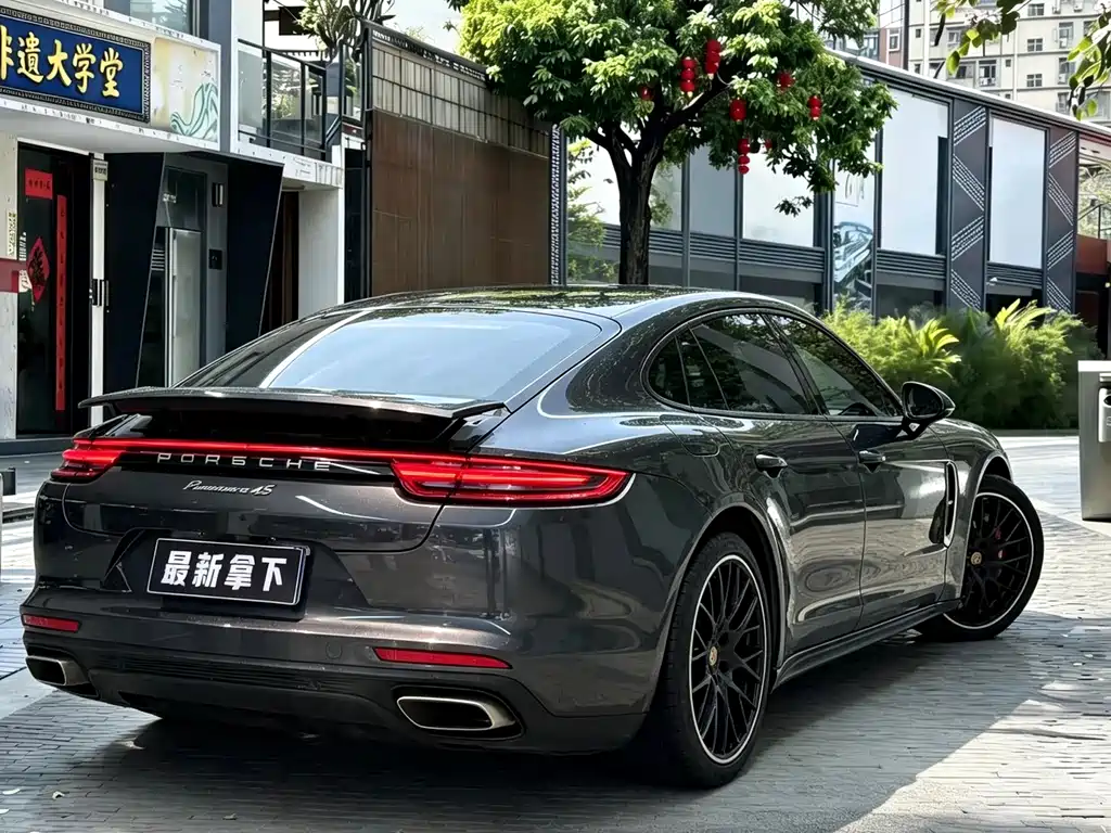 Porsche Panamera — миниатюра 9