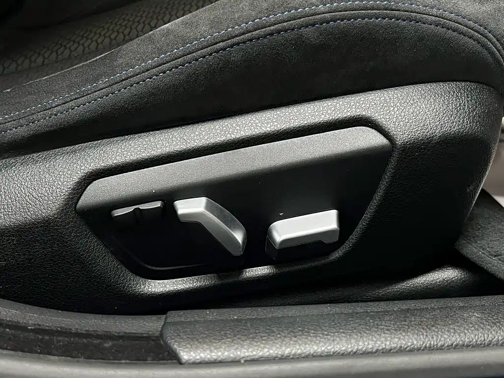 BMW 4 Series — миниатюра 35