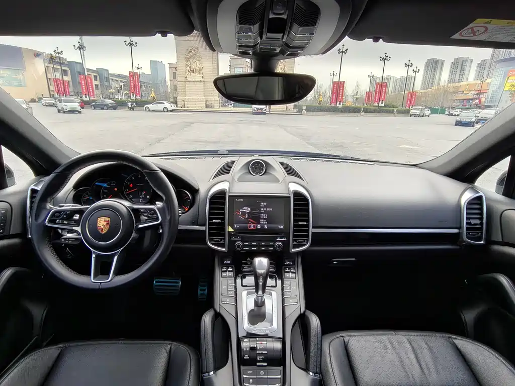 Porsche Cayenne 2018 Cayenne 3.0T
