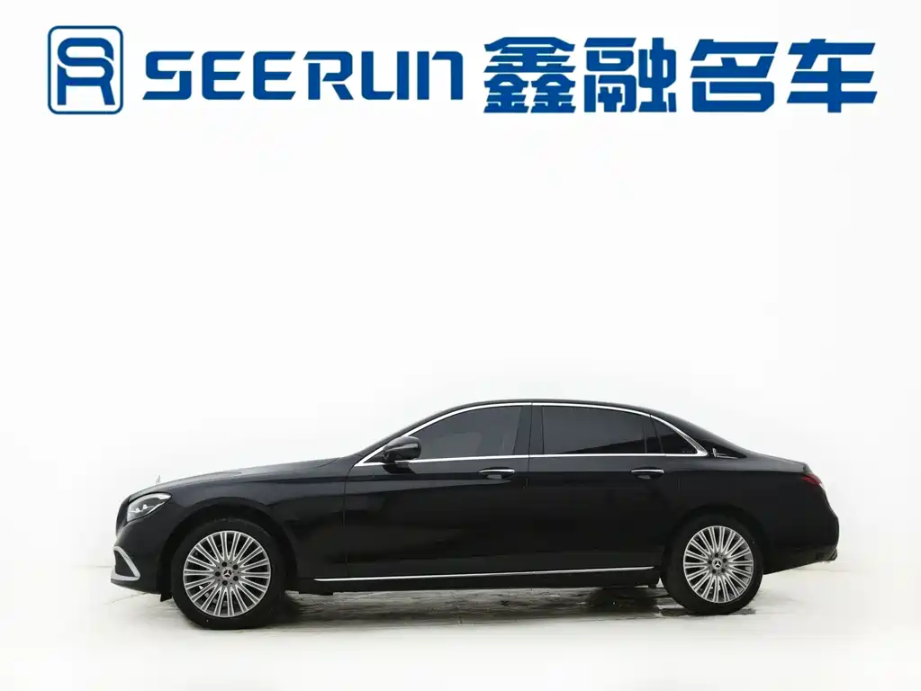 Mercedes-Benz E-Class — миниатюра 7