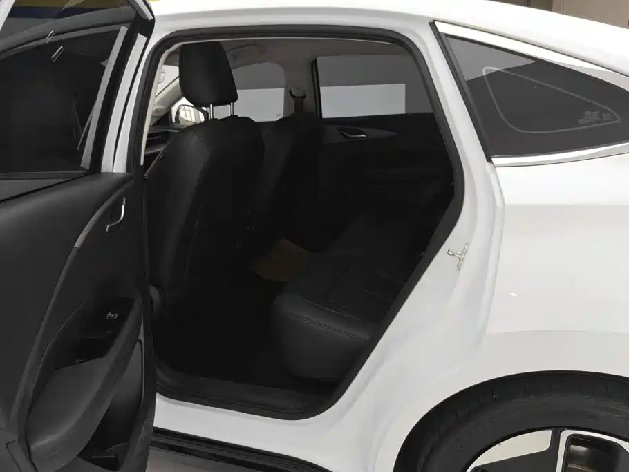 Wuling Xingguang — миниатюра 11