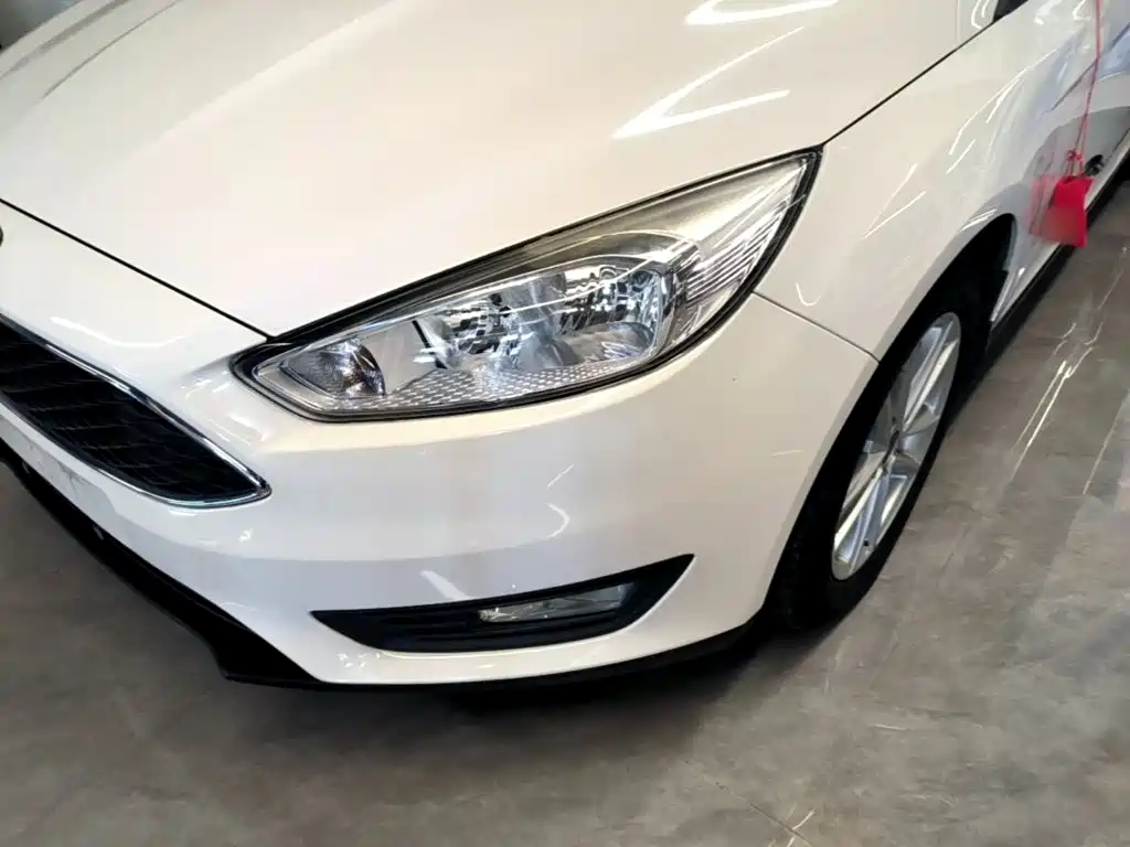 Ford Focus — миниатюра 24