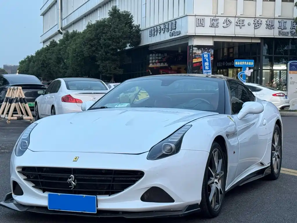 Ferrari California T 2010