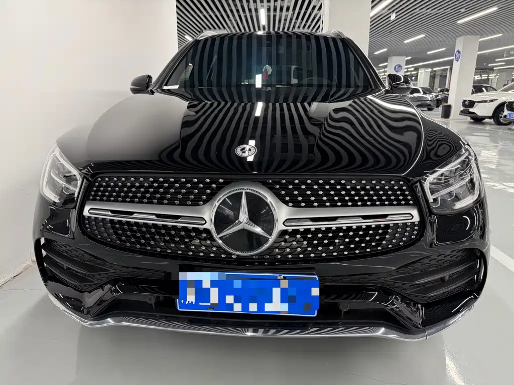 MERCEDES-BENZ GLC