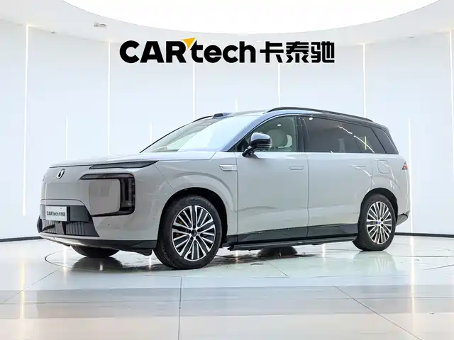 2025 Denza N8