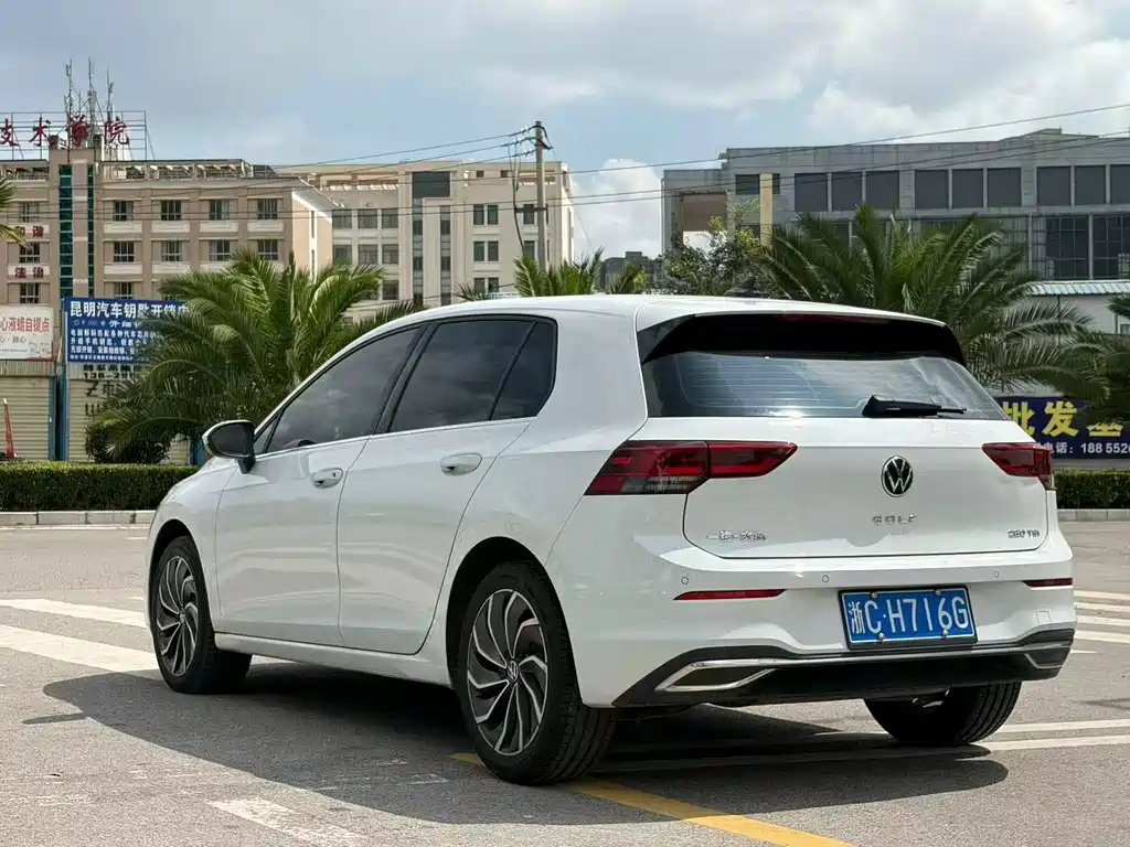 Volkswagen Golf — миниатюра 7